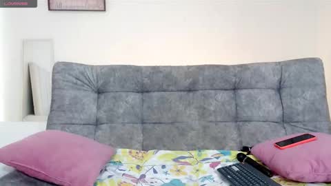 emma online show from February 10, 1:15 pm