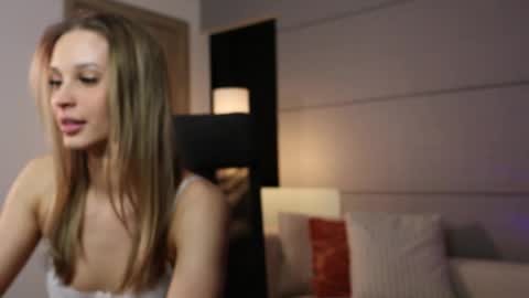 Your Emma online show from May 4, 8:49 pm