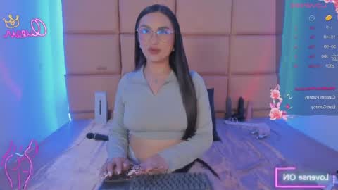 emma__js_ online show from May 2, 9:42 pm