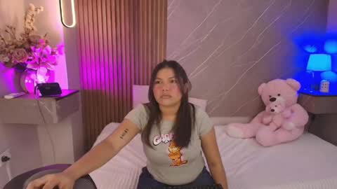 emma__rose1 online show from May 5, 3:03 am