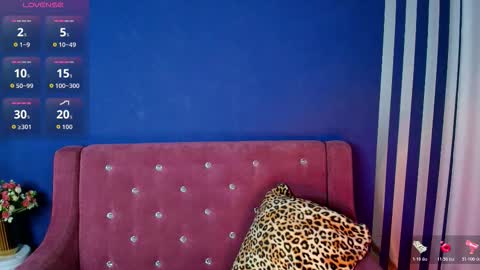 emma__rosss online show from December 5, 2:20 am