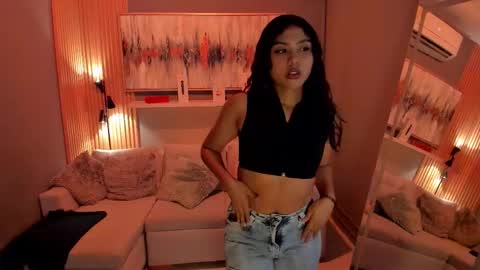 Snapshot of emma_alice_ chatting on September 24, 12:08 pm Alice online show from September 24, 12:08 pm