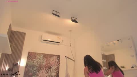 Snapshot of emma_alice_ chatting on September 27, 11:59 am Alice online show from September 27, 11:59 am