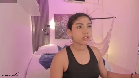 Snapshot of emma_alice_ chatting on October 11, 12:15 pm Alice online show from October 11, 12:15 pm