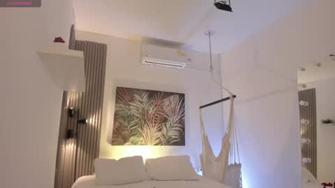 Alice online show from December 15, 10:19 am