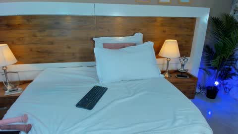 Emma  online show from January 21, 2:59 pm