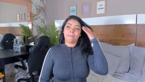 Snapshot of emma_bakker_ chatting on March 28, 7:30 am Emma online show from March 28, 7:30 am