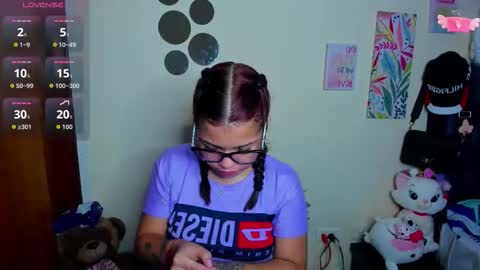 emma_boo_ online show from November 19, 1:55 pm