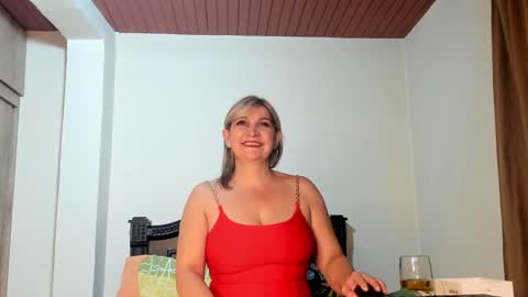Snapshot of emma_brown777 chatting on December 31, 12:11 am ALBA online show from December 31, 12:11 am