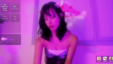 Emma Or you can call me cutie online show from May 20, 9:10 pm