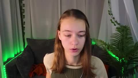 emma_chaser online show from November 18, 2:28 am