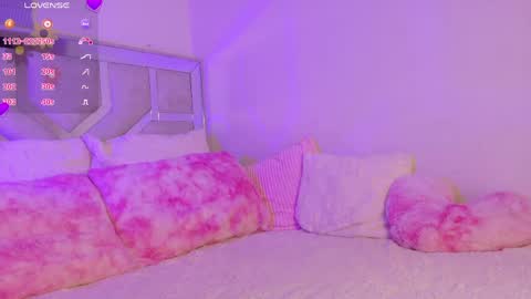  Emma  online show from May 13, 3:15 am