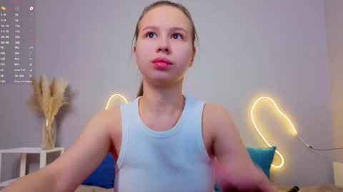 Emma online show from March 17, 1:54 am