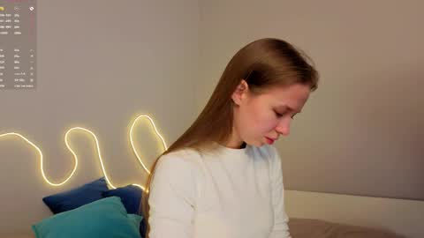 Emma online show from May 2, 2:16 am