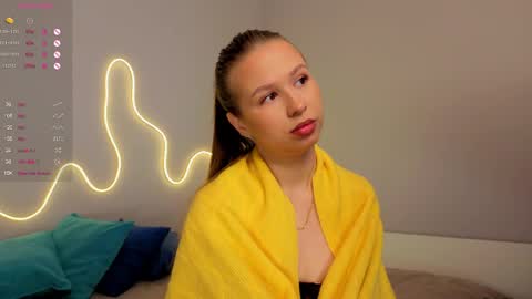 Emma online show from May 16, 2:19 am