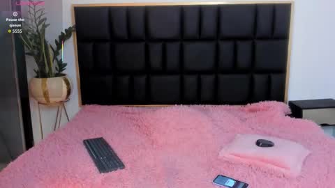 Emma online show from February 4, 3:34 am