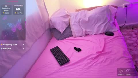 Snapshot of emma_couper03 chatting on March 28, 4:50 pm Emma online show from March 28, 4:50 pm