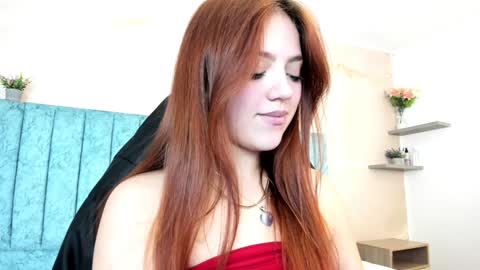 Snapshot of emma_ford1 chatting on February 8, 7:48 am Emma online show from February 8, 7:48 am