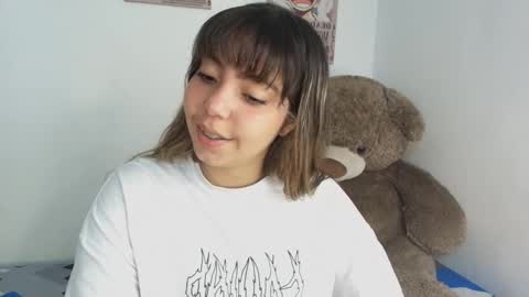 emma_grayys online show from February 19, 4:19 am