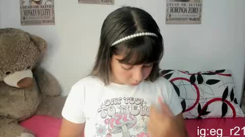emma_grayys online show from April 17, 6:27 am