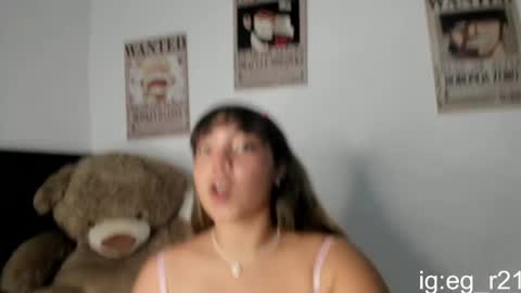 emma_grayys online show from May 3, 12:44 pm