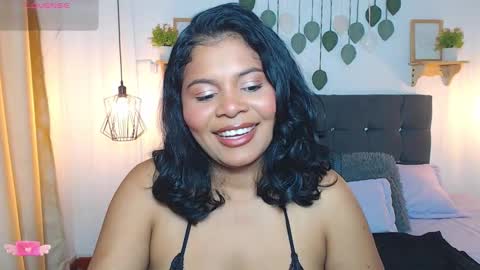 Snapshot of emma_hassani chatting on March 25, 3:40 pm Tell me Emma online show from March 25, 3:40 pm