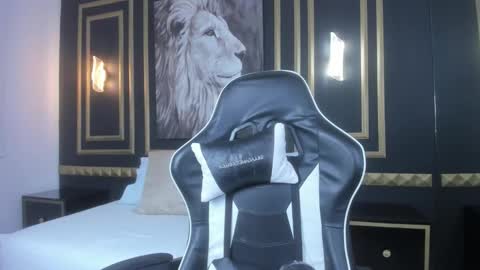 E M M A online show from February 25, 2:10 am