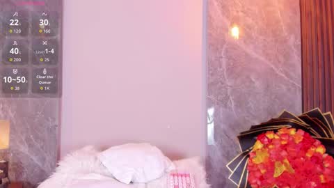 Snapshot of emma_hunter_ chatting on September 22, 4:14 am Emma online show from September 22, 4:14 am