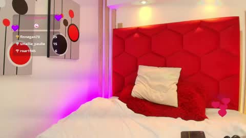 Emma 3 online show from April 25, 1:41 pm
