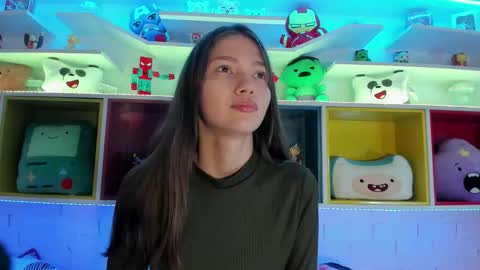 emma_jhoons online show from September 24, 11:24 am