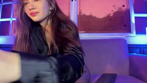 emma_jhoons online show from February 19, 11:50 am