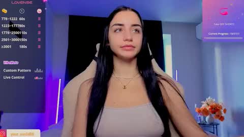 Emma online show from November 15, 12:13 pm