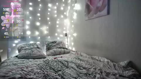 Snapshot of emma_just chatting on October 8, 6:05 pm emma_just online show from October 8, 6:05 pm