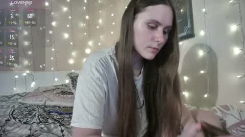emma_just online show from June 29, 5:24 pm