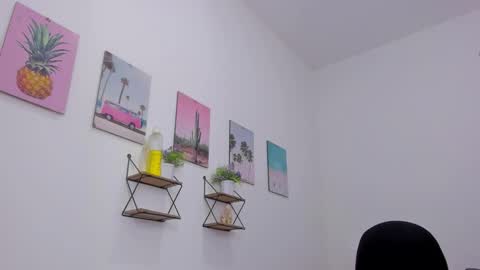 whises lits        online show from December 5, 12:03 pm