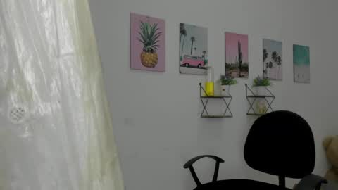 whises lits        online show from February 5, 1:43 am