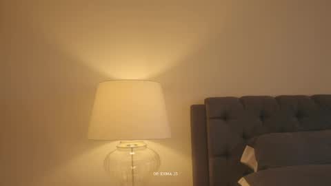 emma_lu1 online show from May 12, 6:27 pm