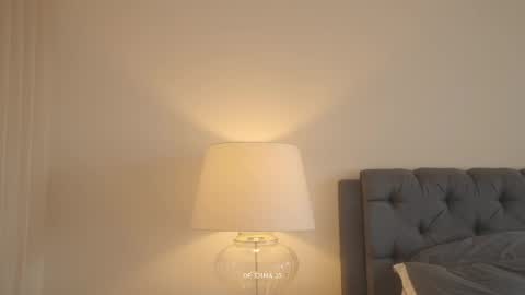 emma_lu1 online show from May 17, 4:03 pm