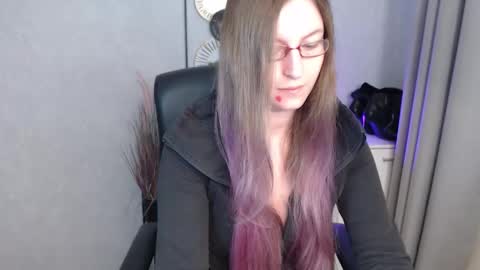 emma online show from October 2, 5:36 am