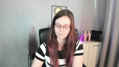 emma online show from May 11, 5:24 am