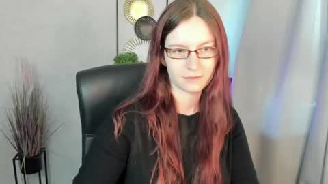 Snapshot of emma_lust94 chatting on June 24, 5:39 am emma online show from June 24, 5:39 am