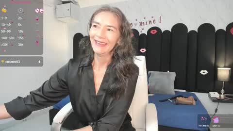 Snapshot of emma_mendoza chatting on March 5, 11:17 am Emma online show from March 5, 11:17 am