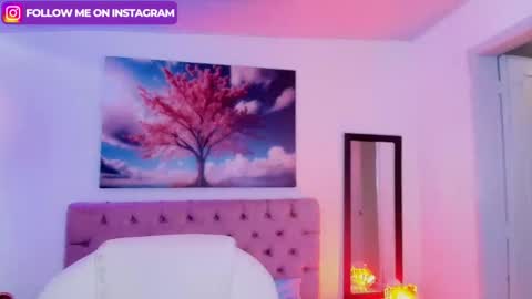 Emma Monserratt online show from September 23, 8:01 pm