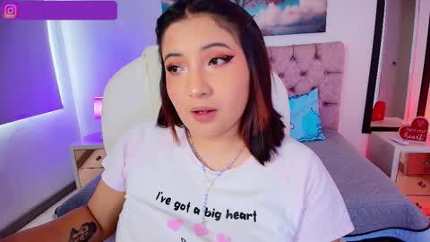 Emma Monserratt online show from September 30, 7:52 pm