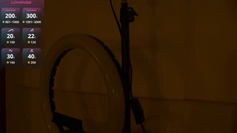 Snapshot of emma_morales_ chatting on October 24, 12:08 am Emma morales online show from October 24, 12:08 am