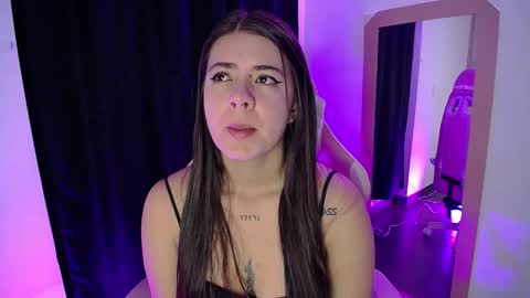 Emma online show from November 7, 1:49 am