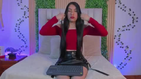 Emma online show from January 13, 7:41 pm