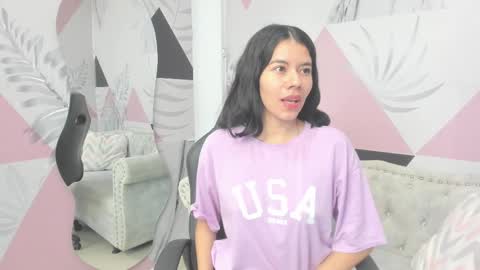Emma online show from February 25, 7:03 pm