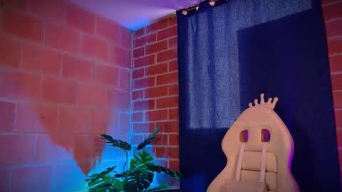 Emma Rouse Independent Model online show from October 17, 2:41 pm