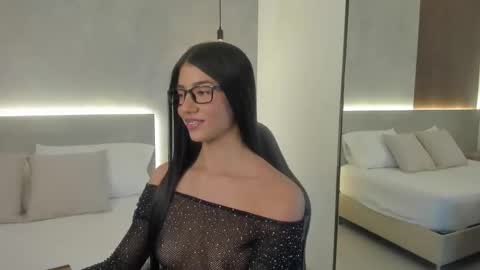 Snapshot of emma_rousse5 chatting on March 25, 8:37 pm E M M A online show from March 25, 8:37 pm